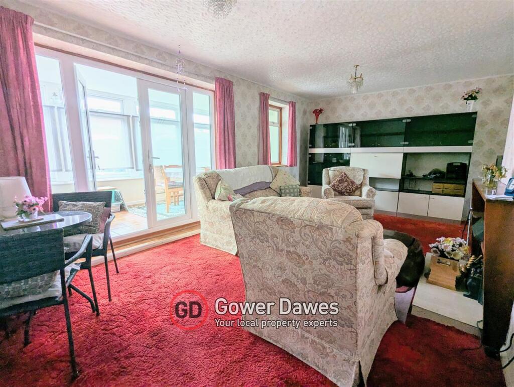 House in Thurrock, Essex - View 2