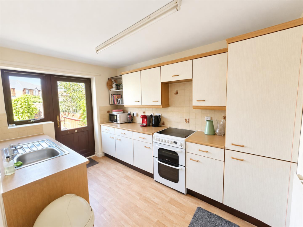House in Bridgwater, East Bower - View 4