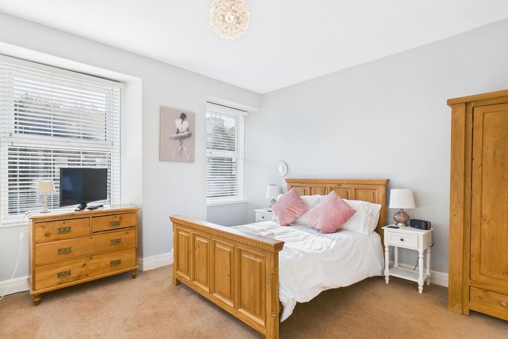 House in Lancaster - View 5