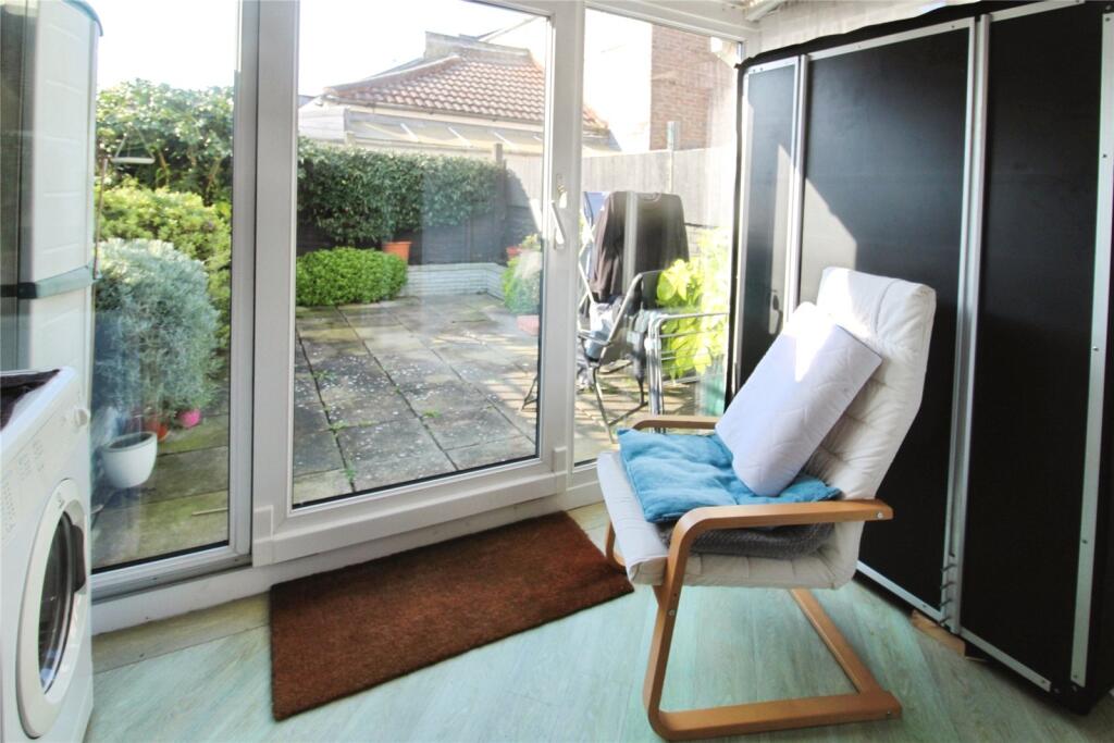 Hatfield Road, Southsea, Hampshire, PO4 - View 5