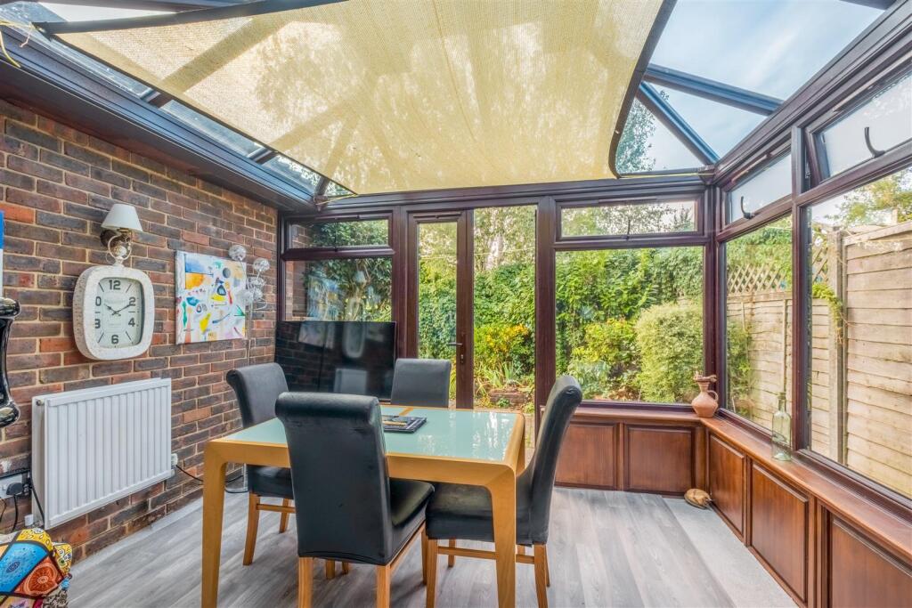 Daisy Croft, Henfield photo 5