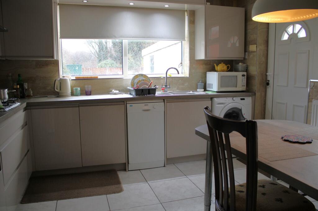 Great Stone Road, Firswood, Manchester. M16 0HA – pohled 6