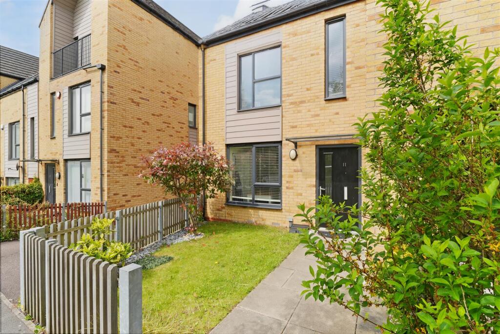 Main image of property: Frank Wright Close, Sheffield, S2