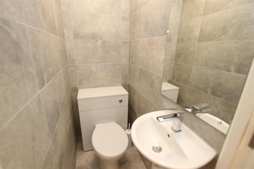 House in Bath - View 2