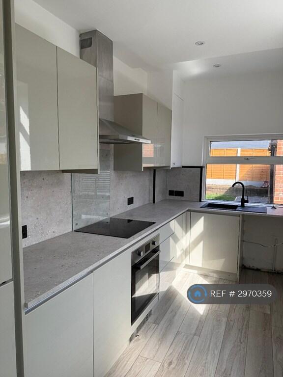 House in Stockton-on-Tees, Hartlepool - View 4