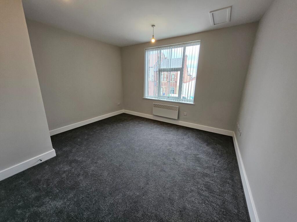 Apartment in Doncaster, South Yorkshire - View 2