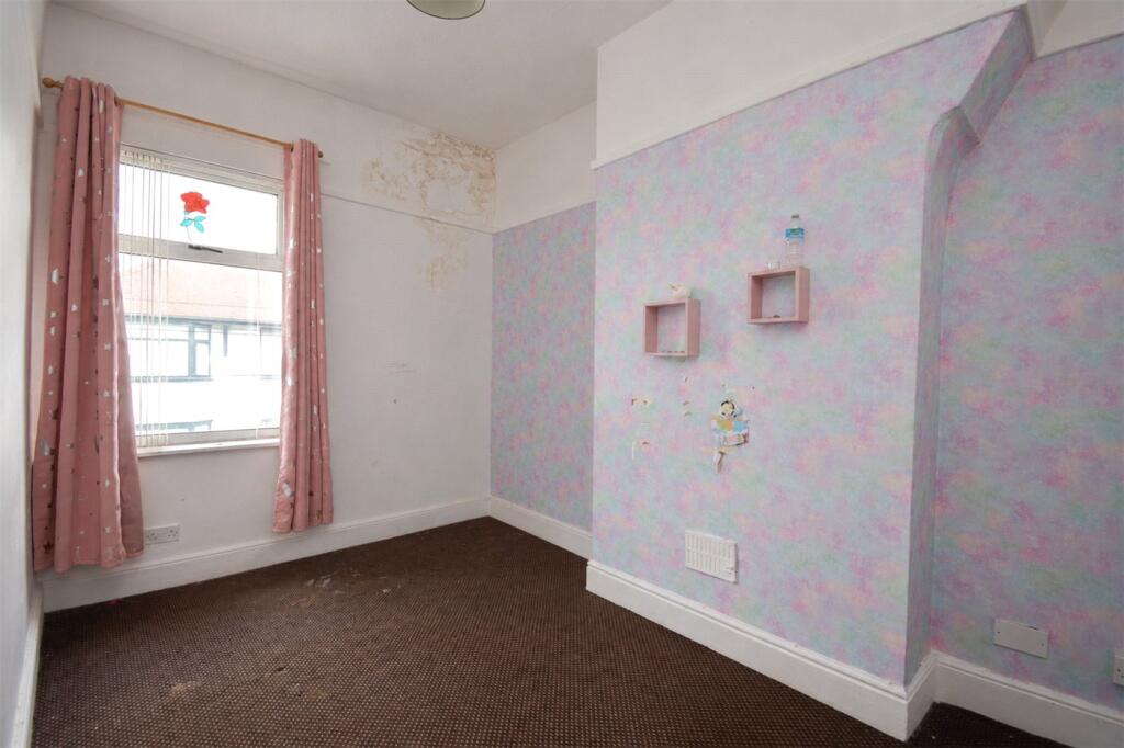 House in Wirral, Liverpool City Region - More