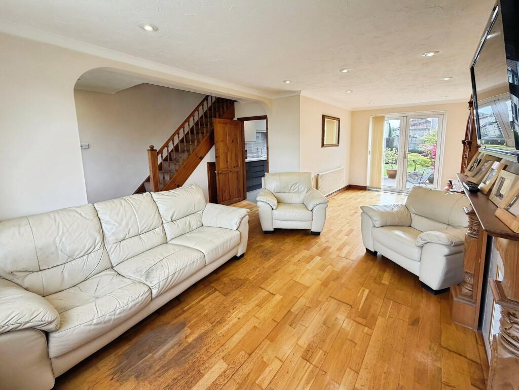 Brynsiriol Road, Fforestfach, Swansea, SA5 8HU photo 4