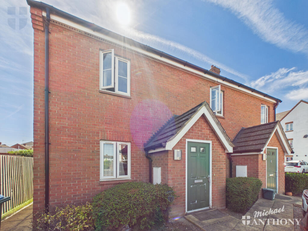 Main image of property: Chappell Close, Aylesbury, Buckinghamshire
