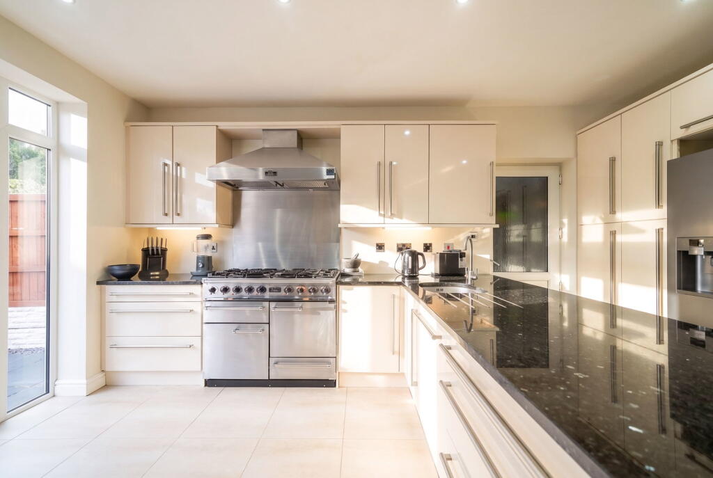 Ulverley Green Road, Solihull photo 4