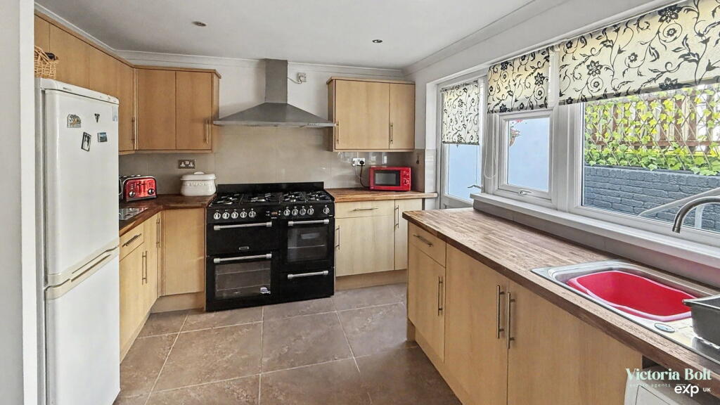 House in Plymouth - View 5