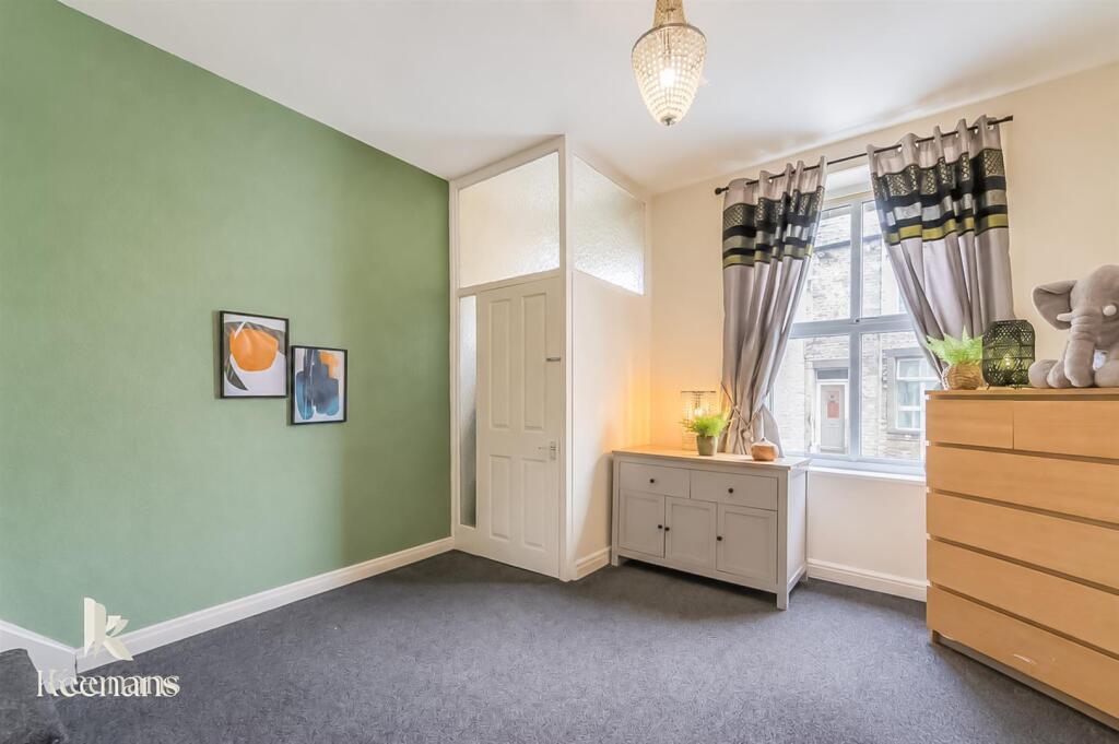 House in Hyndburn, Lancashire - View 4