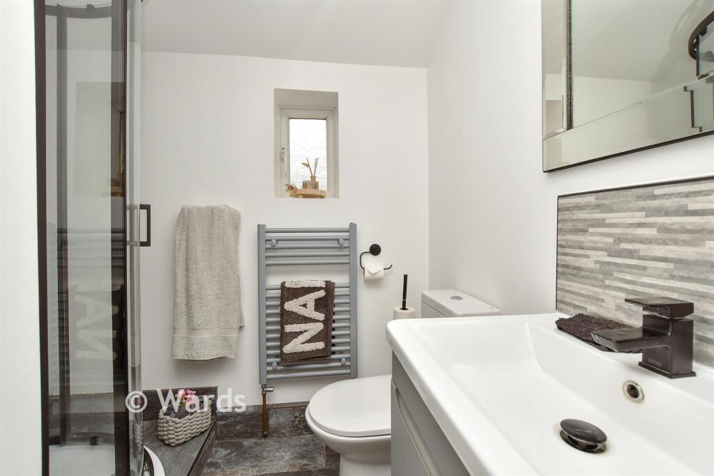House in Rochester - View 5