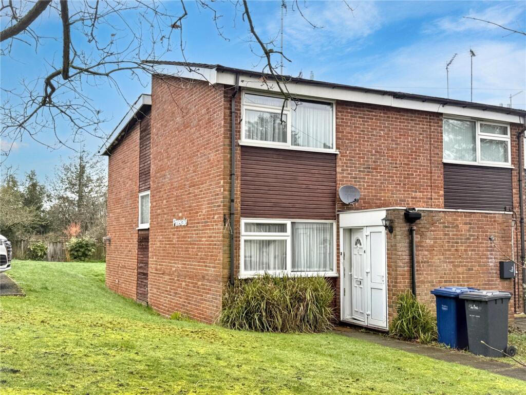 Main image of property: Pine Vale, Prospect Road, New Barnet, Hertfordshire, EN5