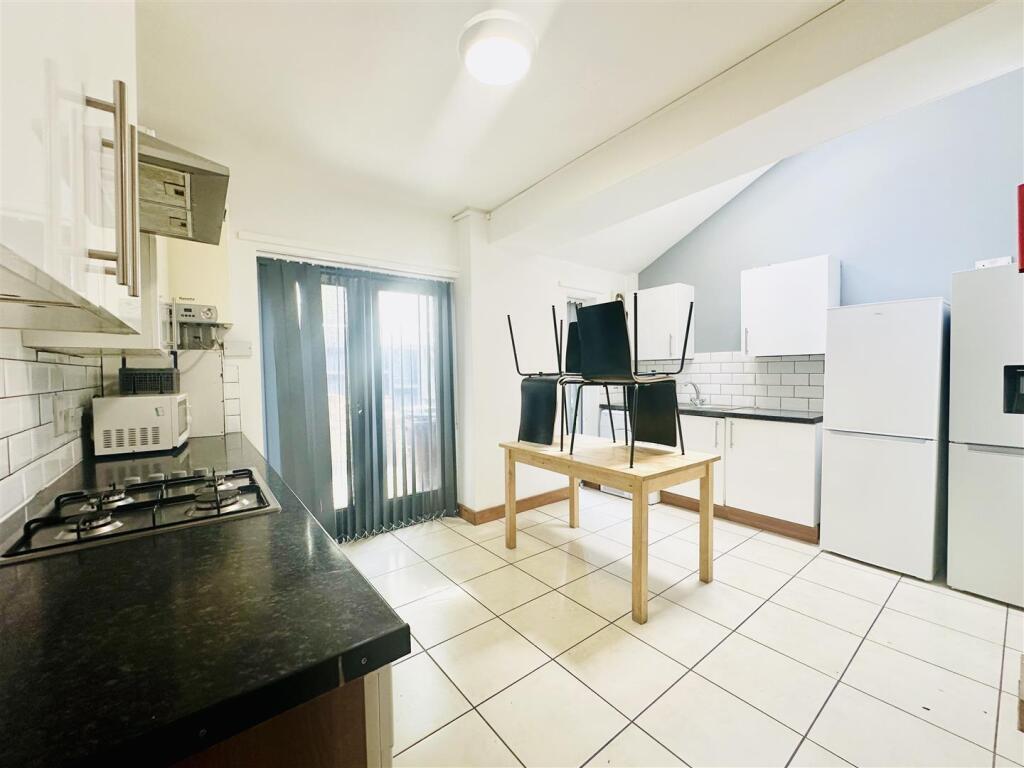 House in Nottingham, Old Lenton, Lenton - View 2