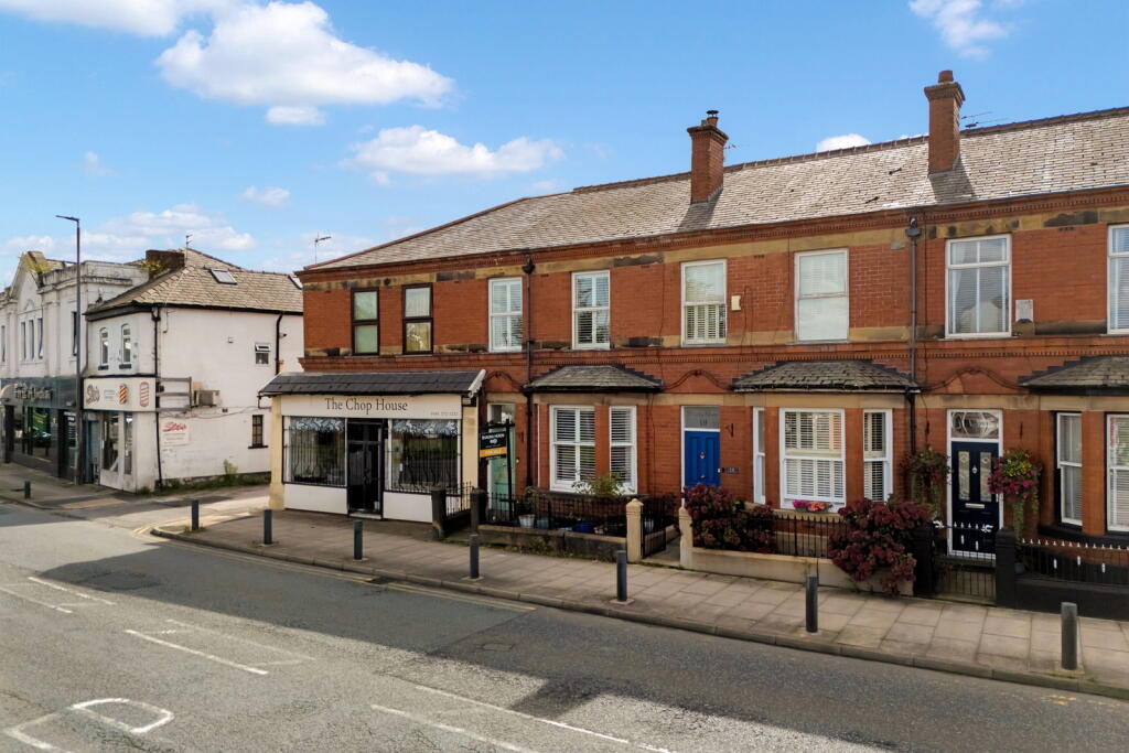 House in Manchester - More
