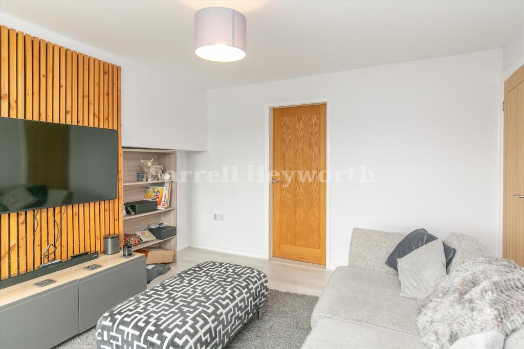 Kirkstall Close, Chorley - More