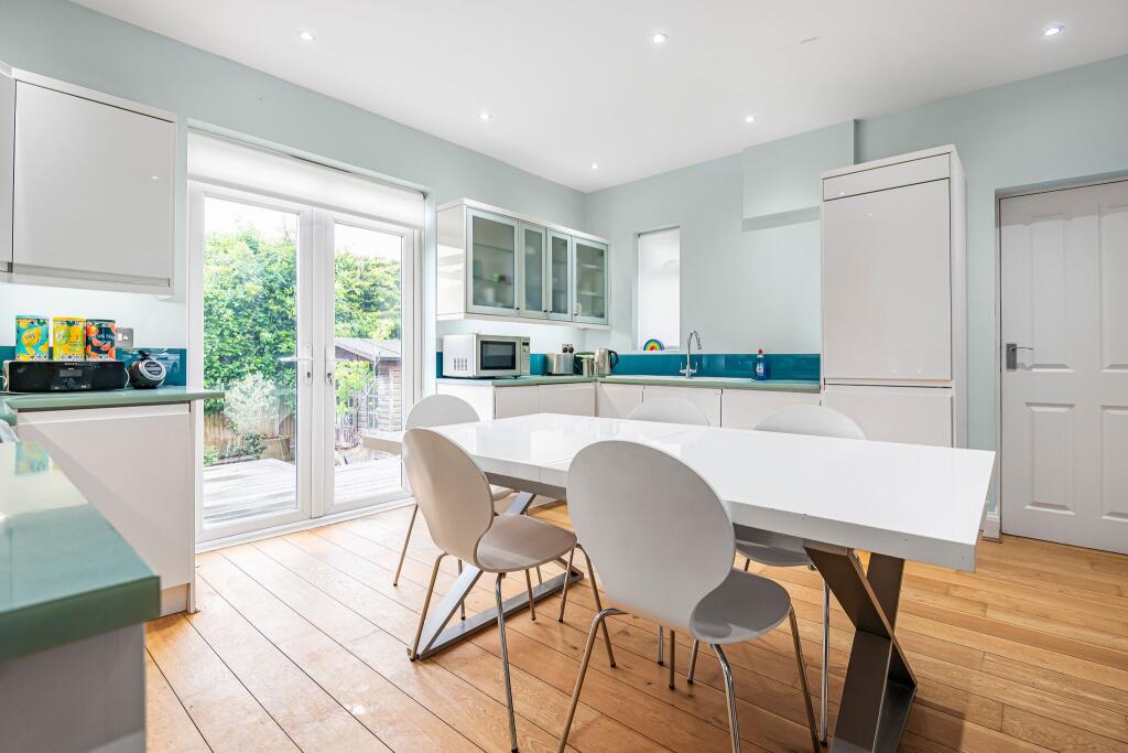 House in Potters Bar - View 3