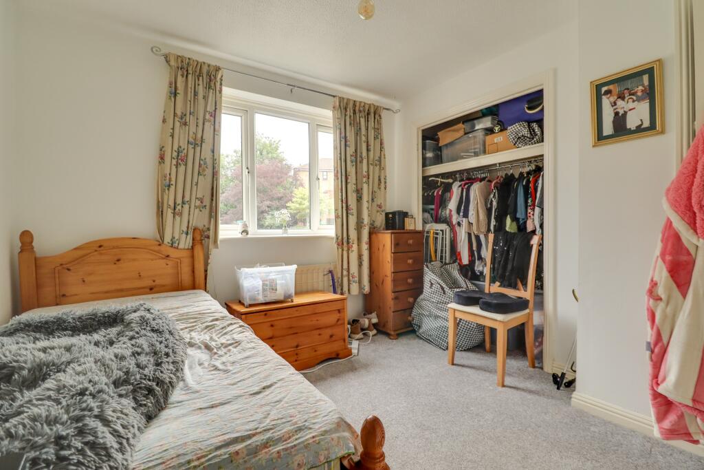 Bracklesham Close, Sholing photo 4