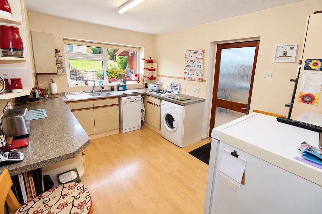 House in Banstead, Nork - View 5