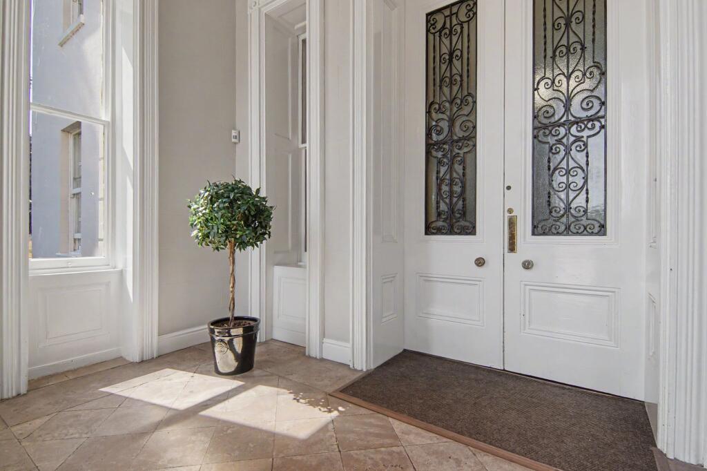 Apartment in Solihull, Berkswell - More