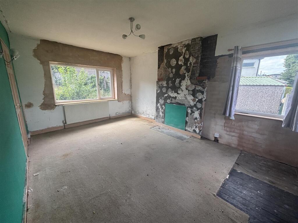 House in Bradford - View 4
