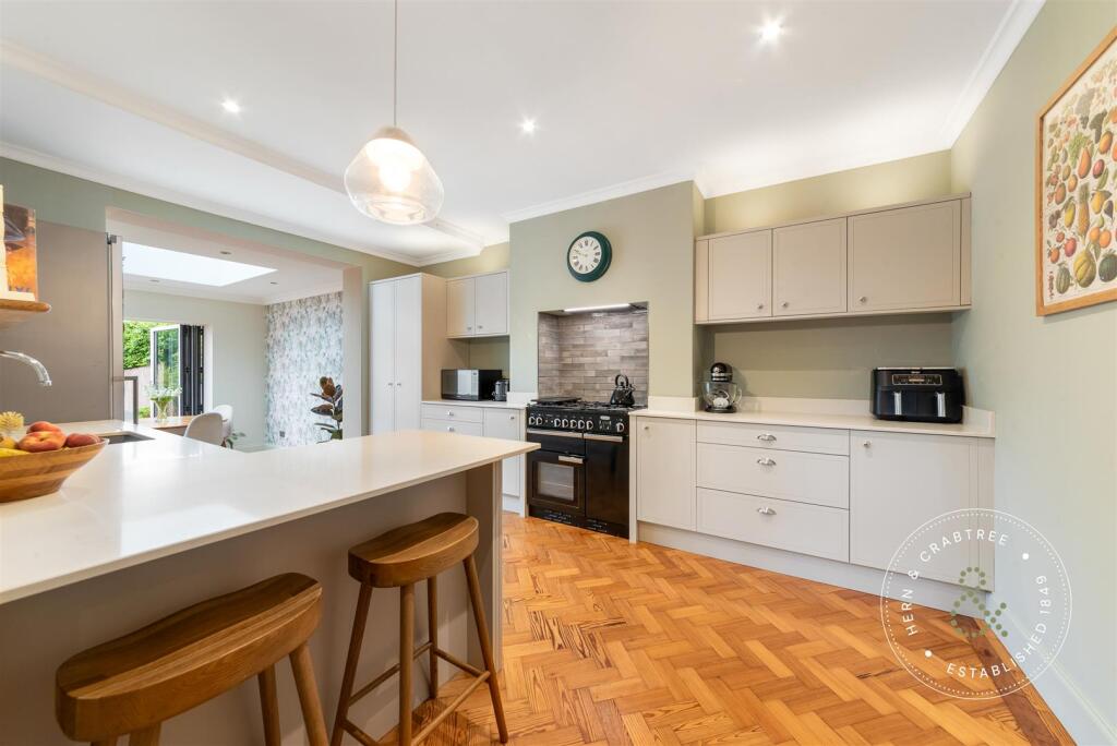 House in Cardiff, Heath - View 2