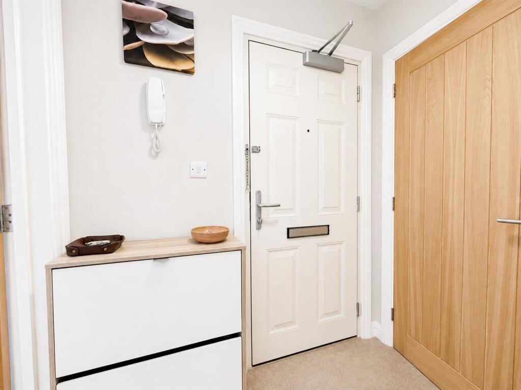 Apartment in Rother, Old Town, Bexhill-on-Sea - View 4