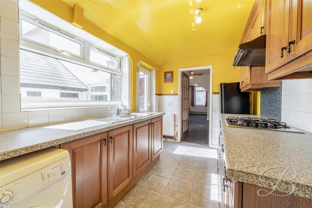 House in Ashfield, Kirkby-in-Ashfield, Sutton-in-Ashfield - View 5