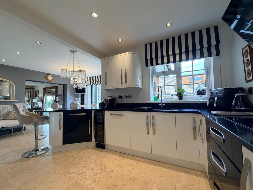 Apartment in York - View 5