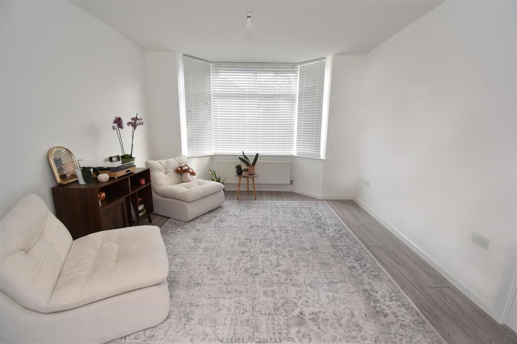 House in Corby - View 3