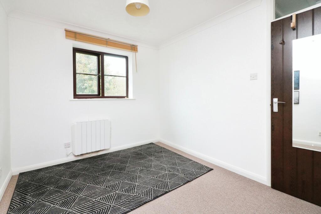 House in St Albans - View 5
