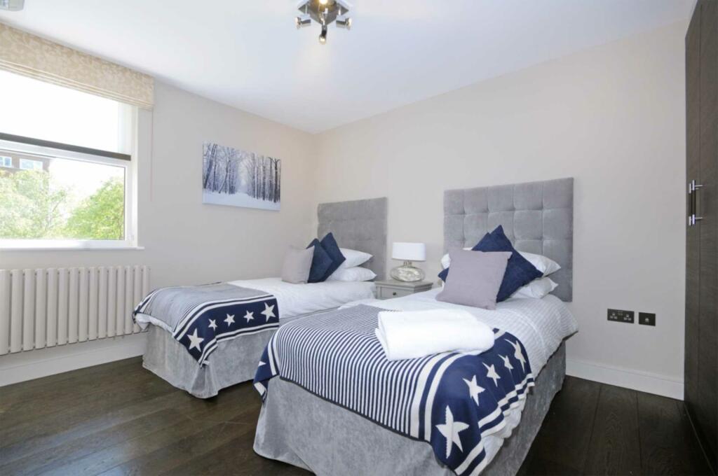 3 bedroom flat for rent