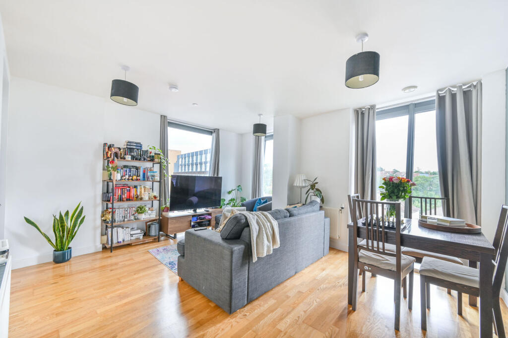 Main image of property: High Road, Wembley, HA9