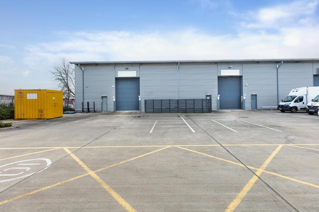 2022- 964 Weston Road - STE -7152.jpg