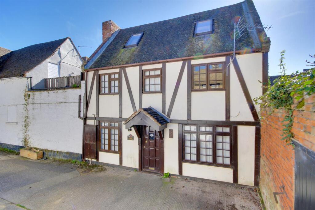 Main image of property: The Broadway,  St Ives