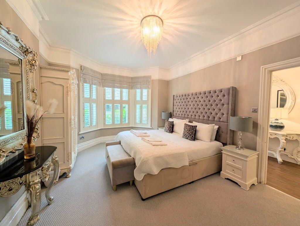 Apartment in Bournemouth - View 2