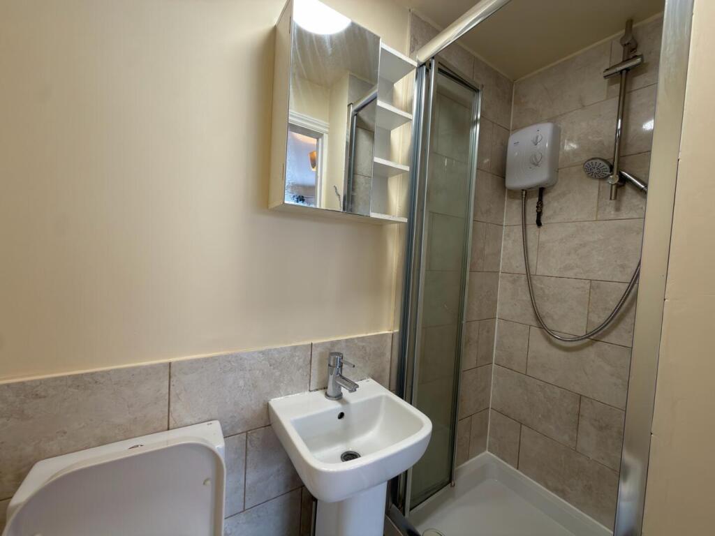 House in London, Lonesome, Mitcham - View 4
