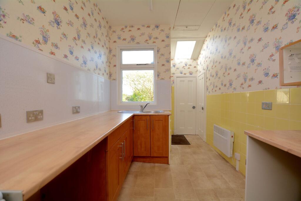 13 Duart Avenue, Prestwick, KA9 1NA photo 4
