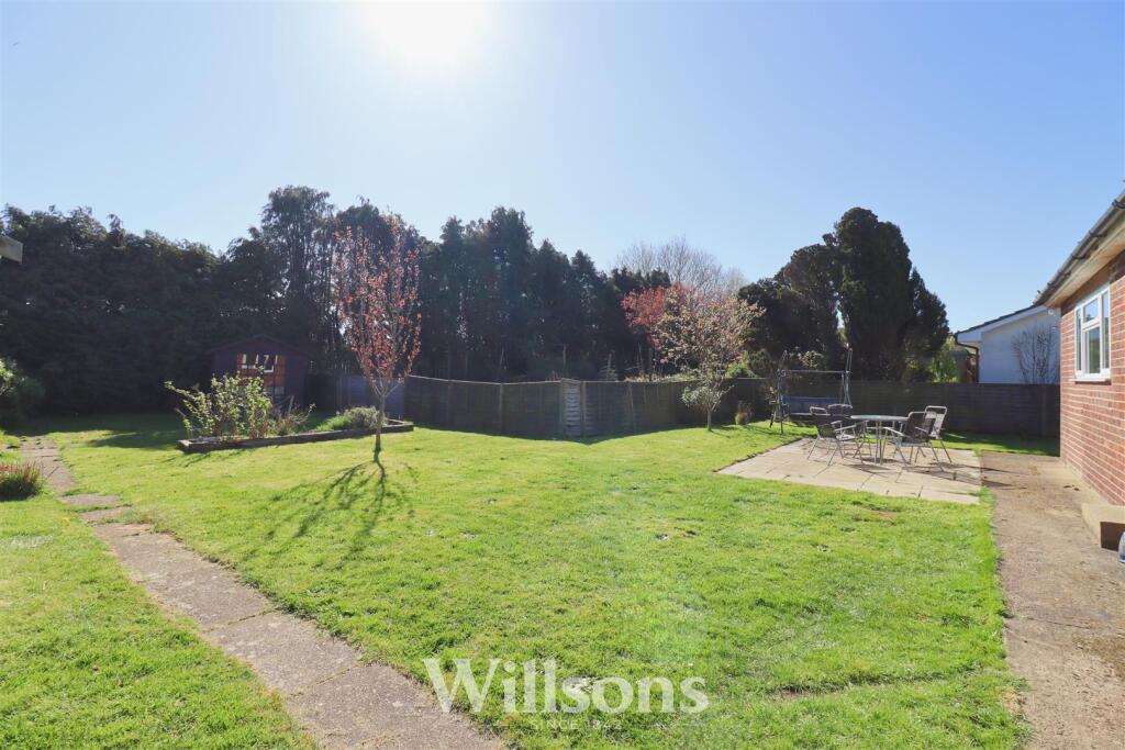 House in East Lindsey, Hundleby - View 2