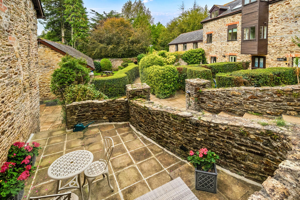 House in Plymouth - View 2