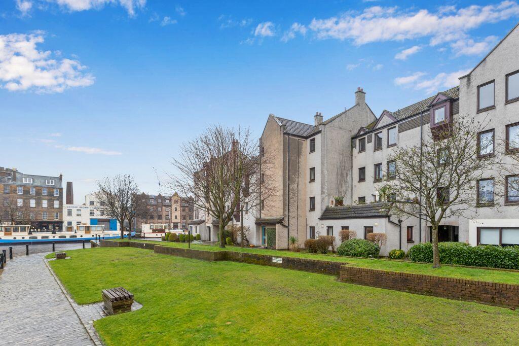 Main image of property: 7/6 Sandport, The Shore, Edinburgh, EH6 6PL