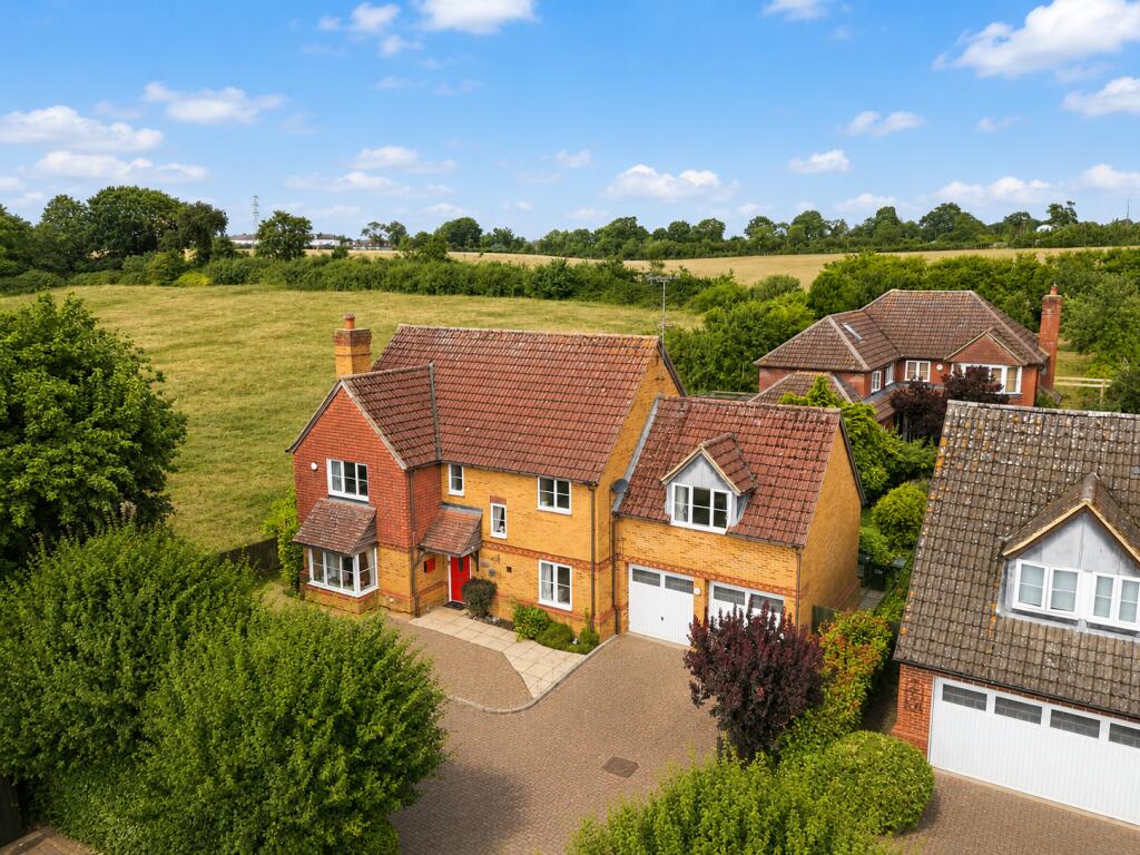 Main image of property: Mancroft Road, Aley Green, Luton, Bedfordshire, LU1