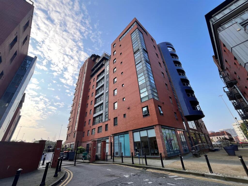 Main image of property: City Gate 2, Blantyre Street, Manchester