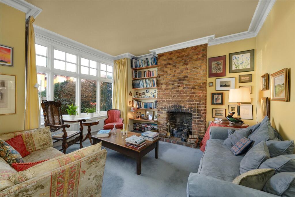House in Elmbridge, Long Ditton - View 2