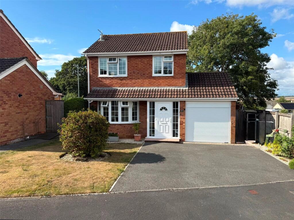 Main image of property: Cross Close, Fremington, Barnstaple, Devon, EX31