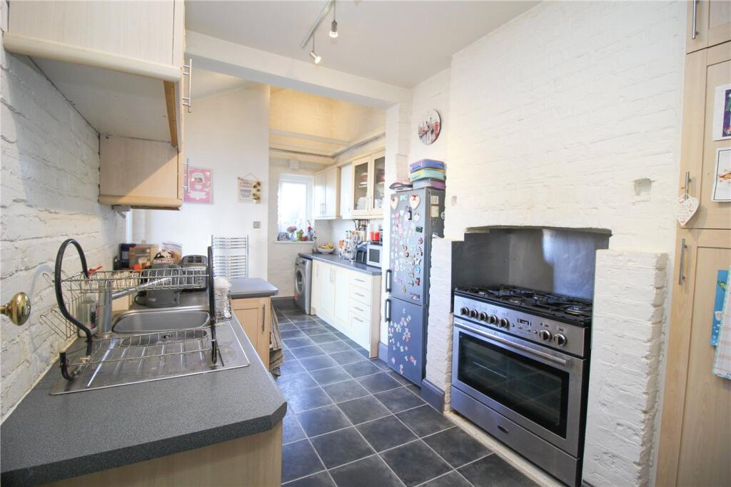 Electric Avenue, Westcliff-on-Sea, Essex, SS0 photo 2