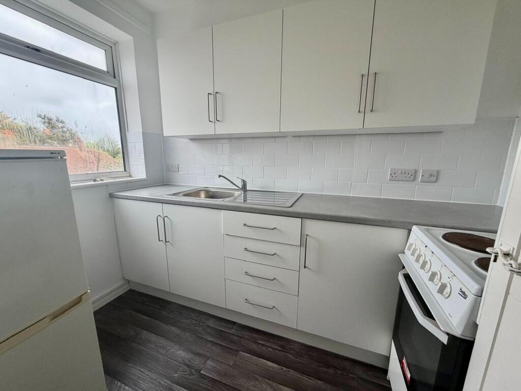 Rotunda Road, Eastbourne, BN23 6LG - View 3