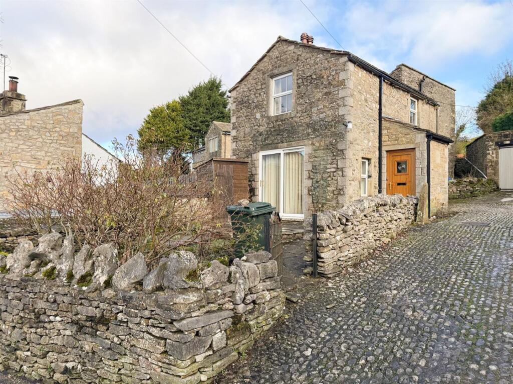 Main image of property: Low Lane, Grassington, Skipton