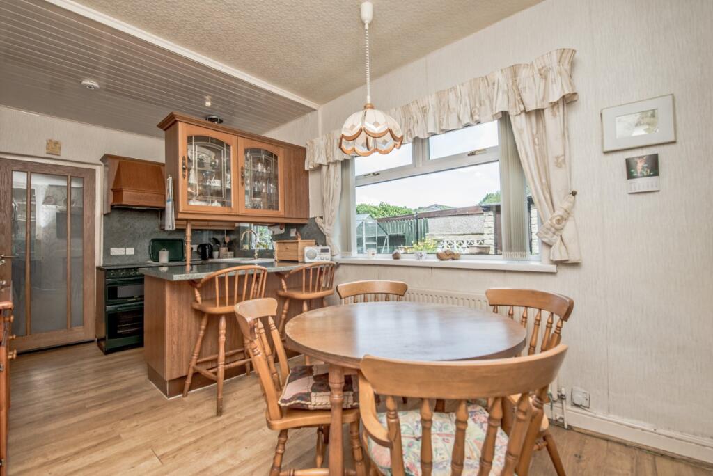 House in Kirklees, East Bierley - View 4